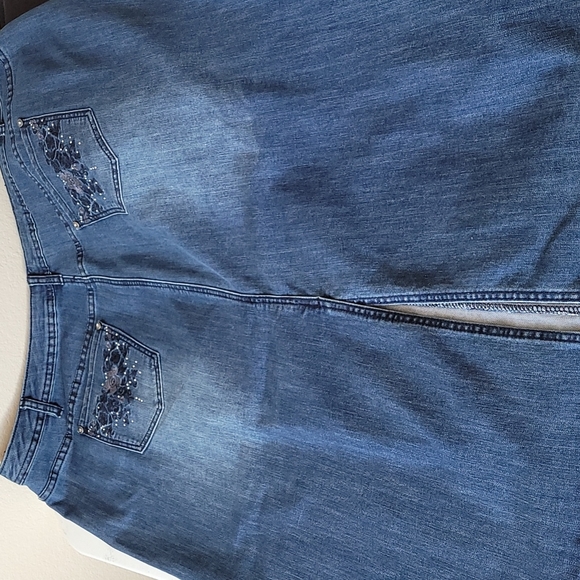 Avenue denim skirt - Picture 5 of 5